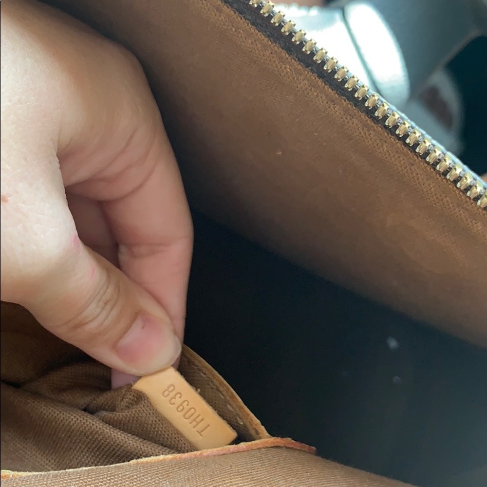 COPY - Louis Vuitton Alma Piurse - Picture 5 of 9